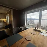 Lyngen Blue House Lyngseidet