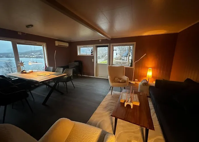 Dom wakacyjny Lyngen Blue House *