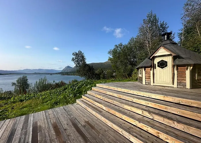 Lyngen Blue House Dom wakacyjny *