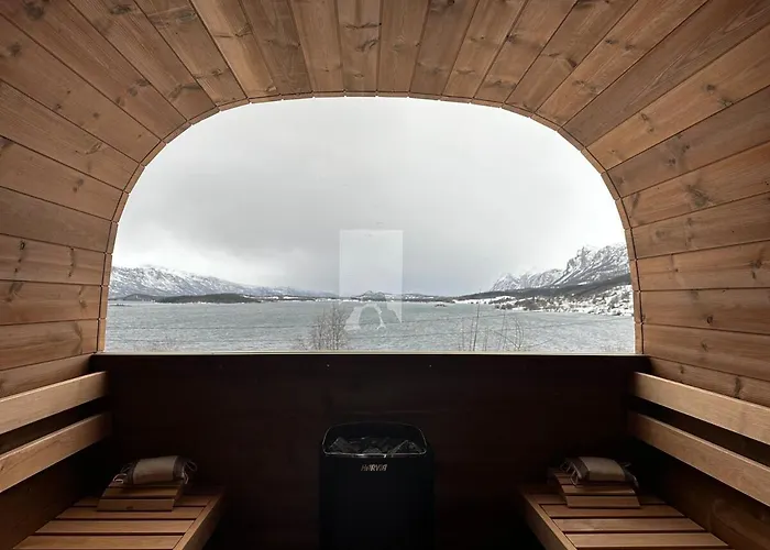 Lyngen Blue House
